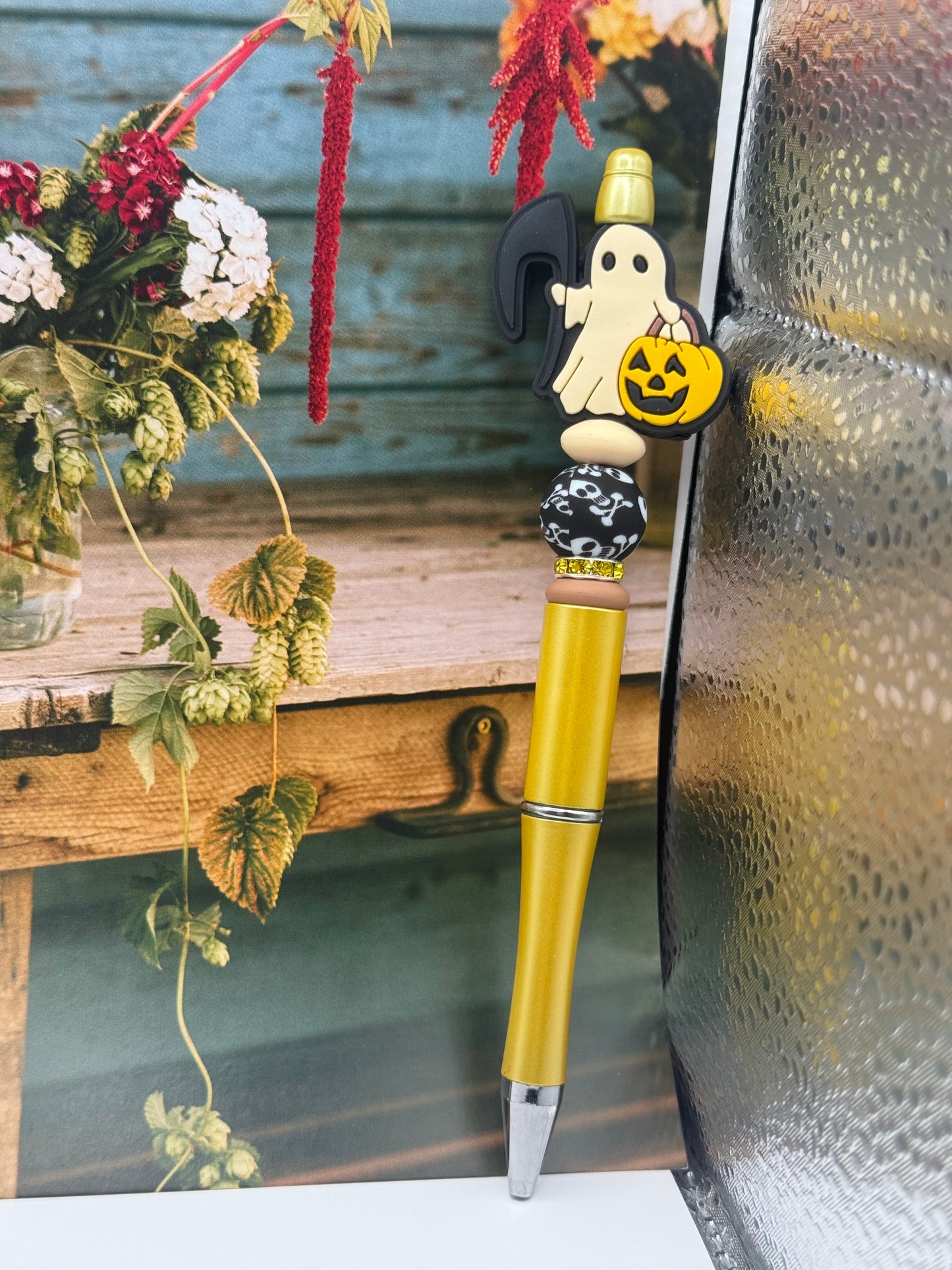 Spooky Ghost Treater