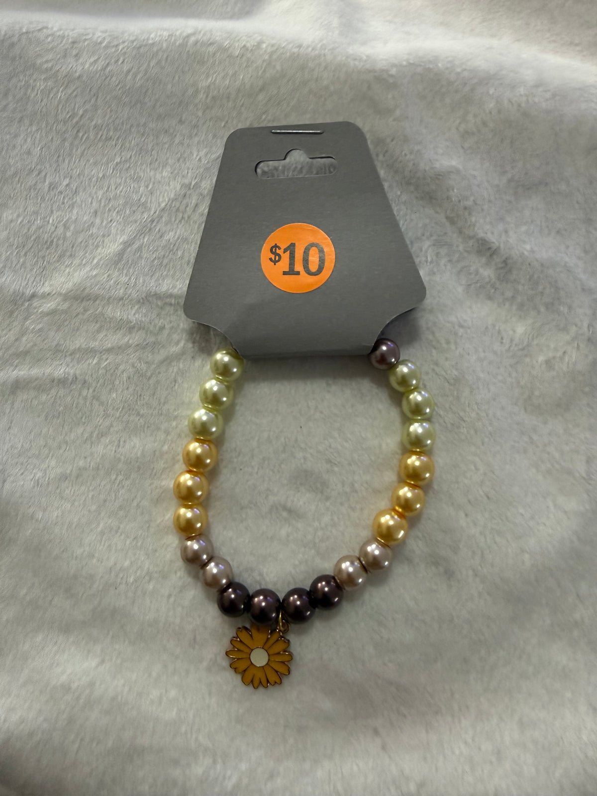 Flower charmed bracelet