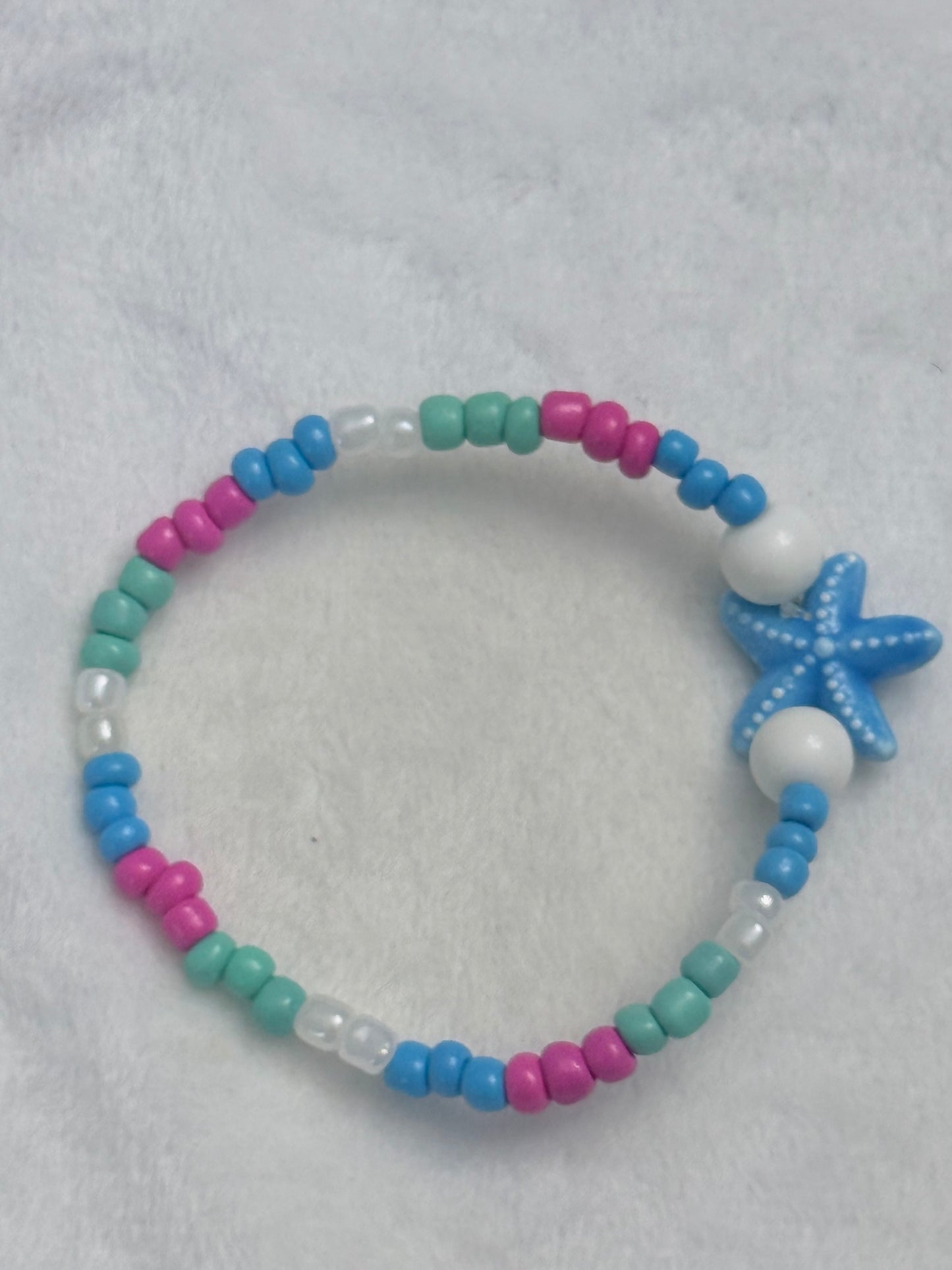 Starfish charm bracelet