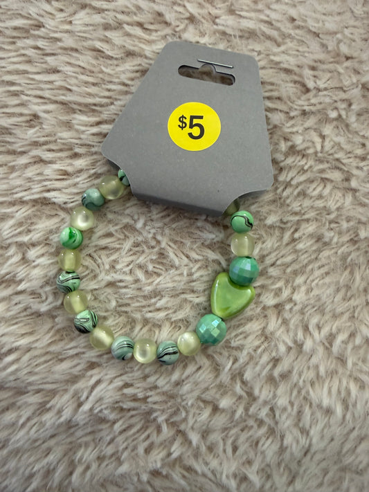 Green heart shape beaded bracelet